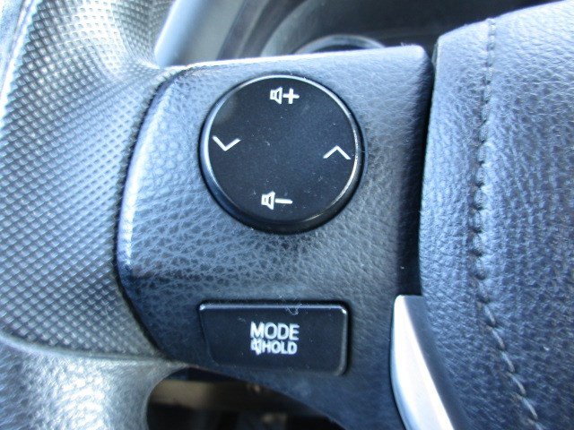 Used 2019 Toyota Corolla LE image 16