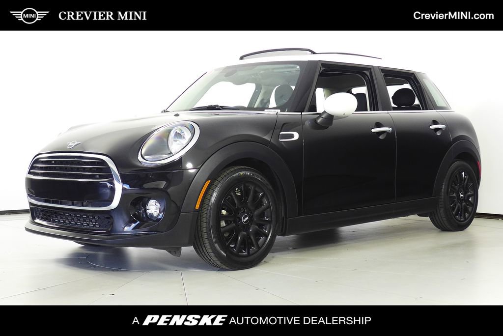 Used 2019 MINI Cooper 4-Door Hardtop image 1