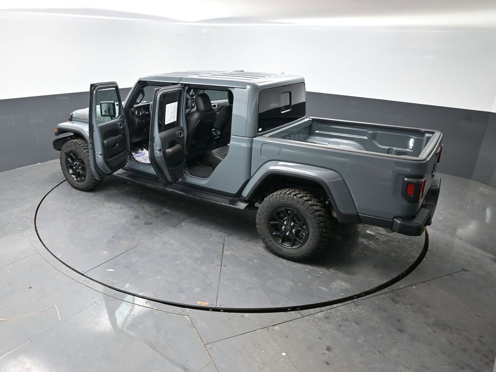 Used 2025 Jeep Gladiator High Tide image 59