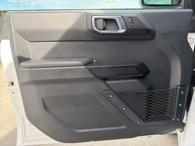 Used 2025 Ford Bronco Big Bend image 14