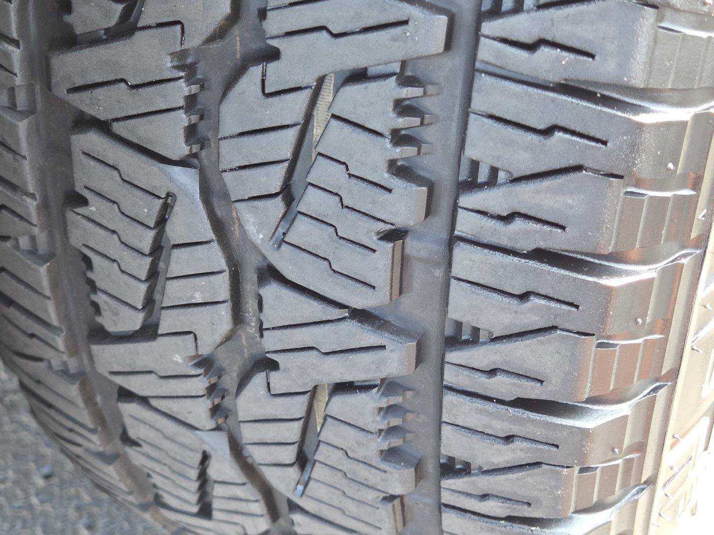 Used 2026 Ford Explorer Tremor AWD/4WD image 11