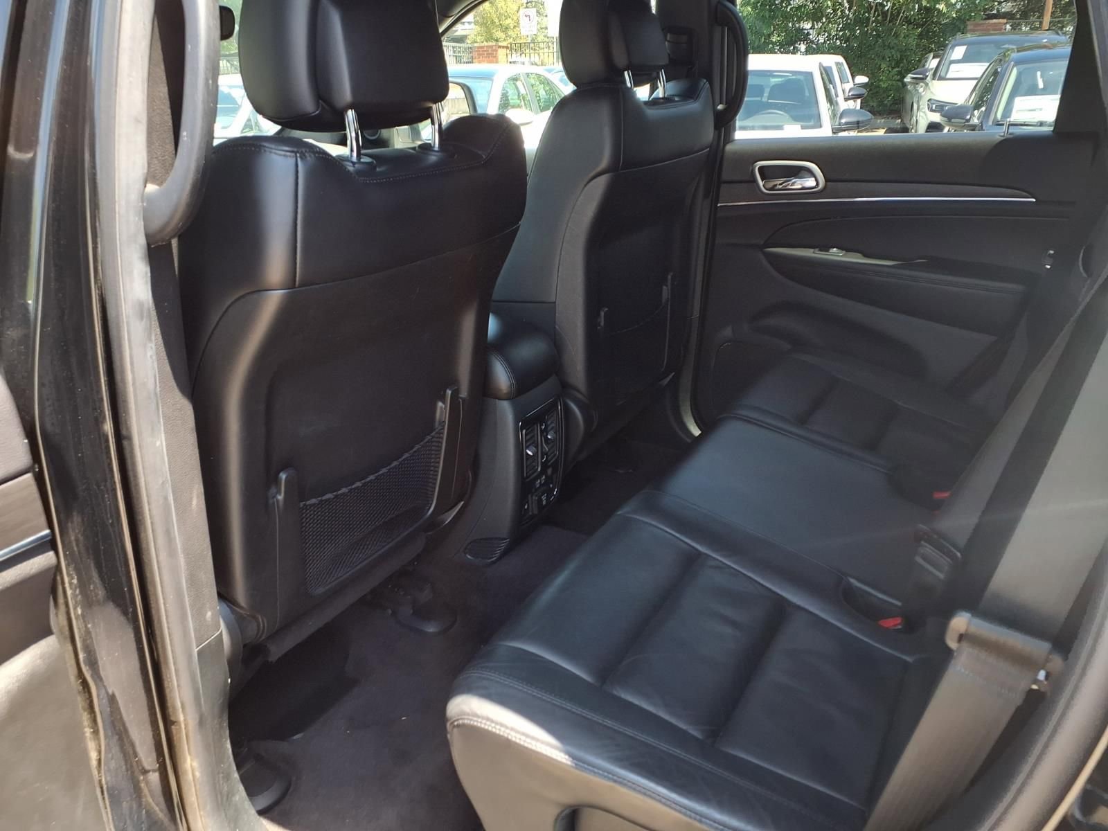 Used 2018 Jeep Grand Cherokee Limited RWD image 20
