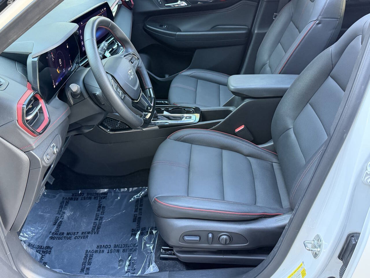Used 2025 Chevrolet TrailBlazer RS w/ Convenience Package FWD image 15