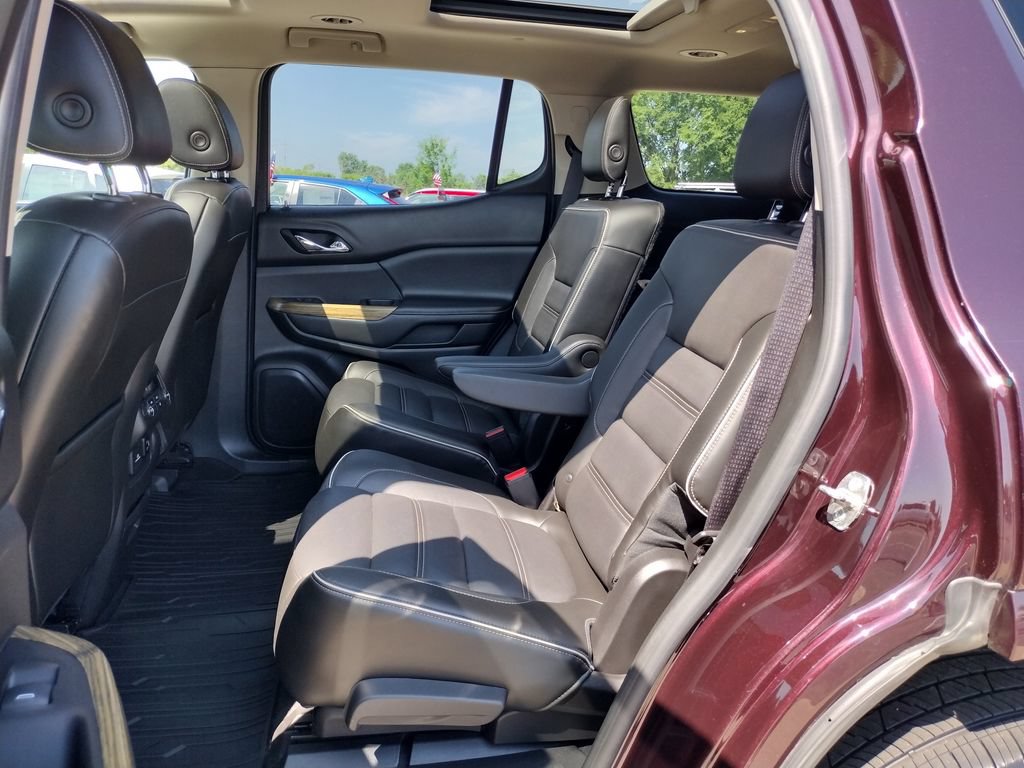 Used 2017 GMC Acadia Denali w/ Technology Package AWD/4WD image 13