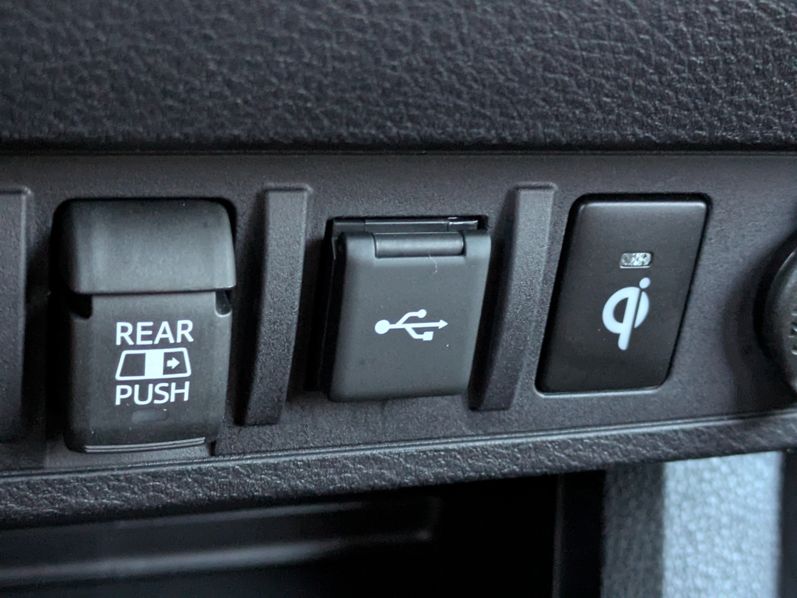 Used 2023 Toyota Tacoma Limited AWD/4WD image 24