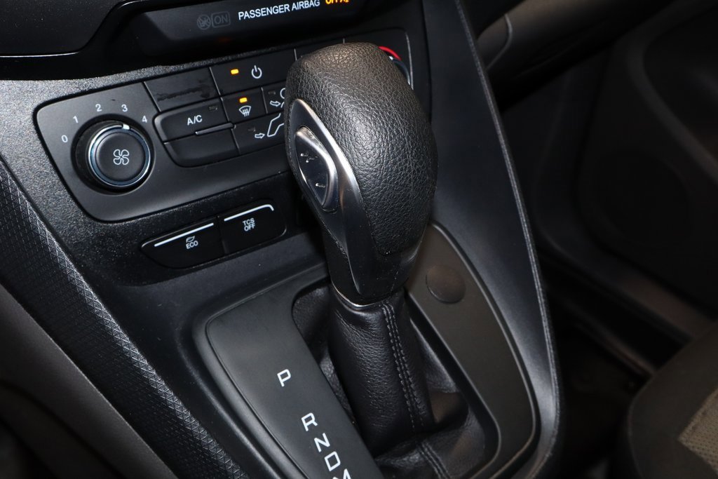 Used 2020 Ford Transit Connect XL image 32