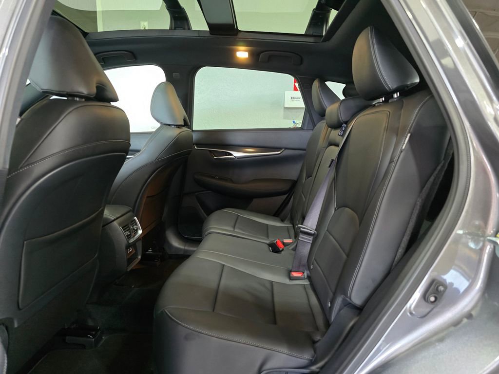 New 2025 INFINITI QX50 Sport image 28