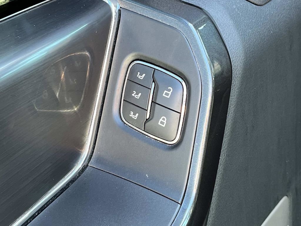 Used 2021 Ford F150 Lariat image 26