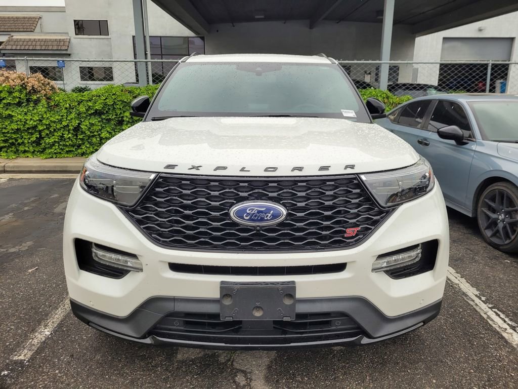 Used 2023 Ford Explorer ST w/ Equipment Group 401A image 2
