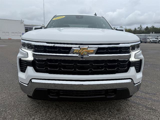 Used 2022 Chevrolet Silverado 1500 LT image 2
