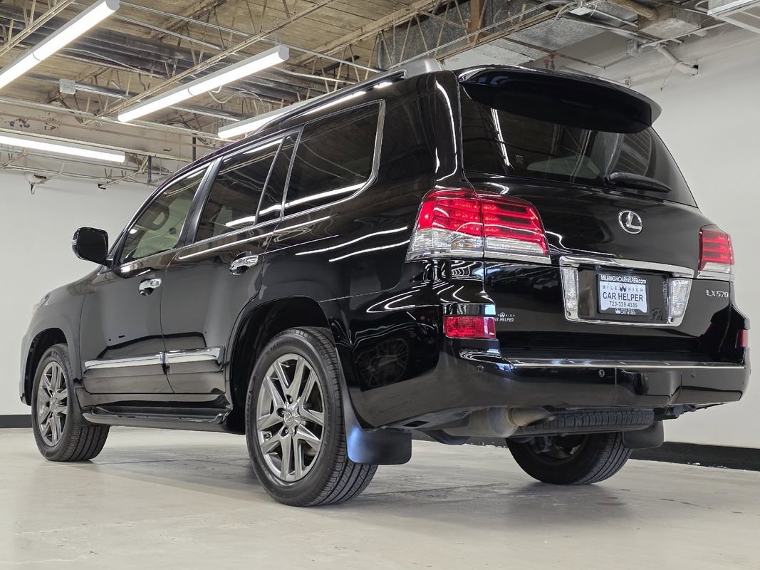 Used 2015 Lexus LX 570 4WD image 12
