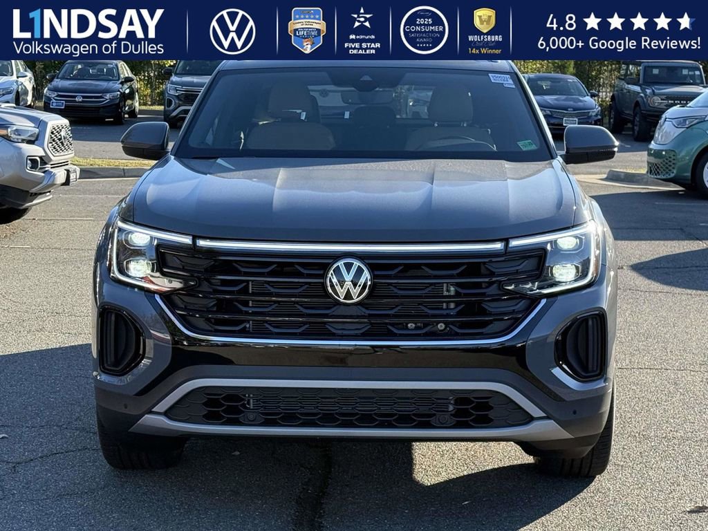 New 2026 Volkswagen Atlas Cross Sport SE image 2