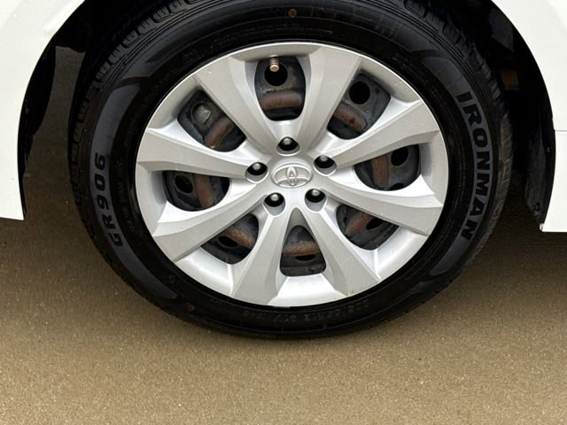 Used 2021 Toyota Corolla LE FWD image 9