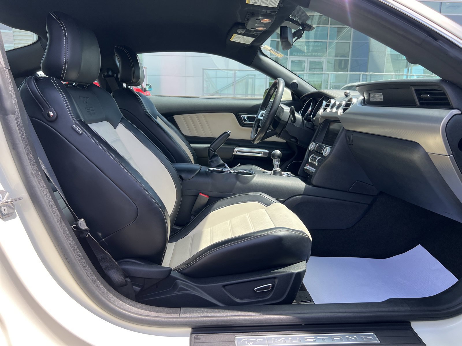 Used 2015 Ford Mustang 50 Years RWD image 46