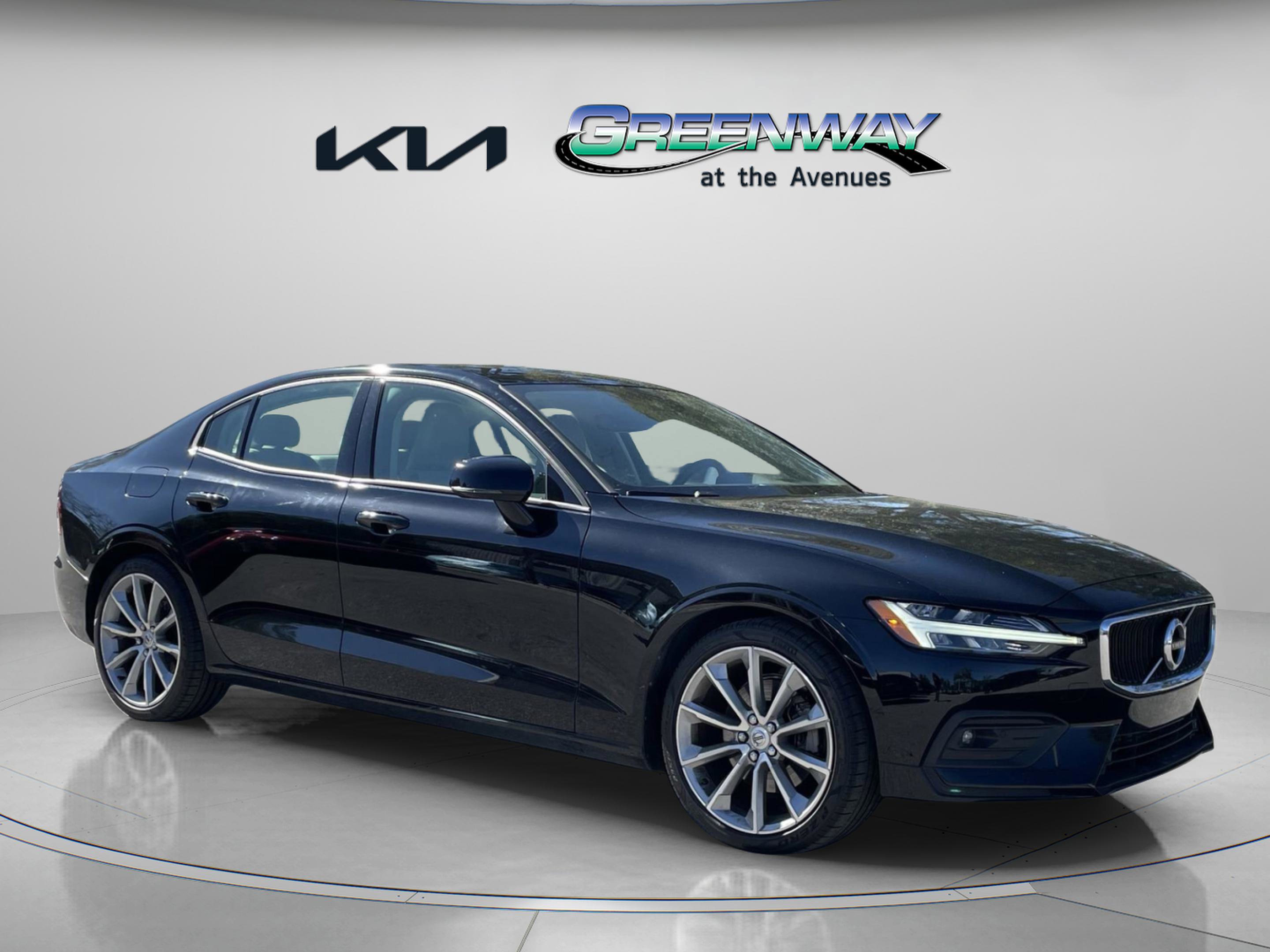 Used 2021 Volvo S60 T5 Momentum w/ Protection Package Premier