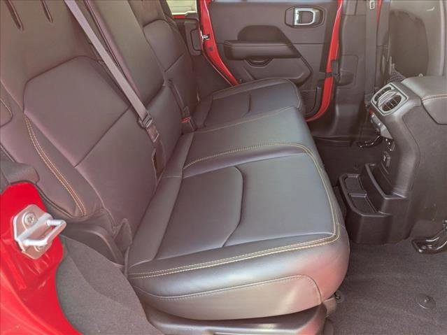 Used 2024 Jeep Wrangler Sahara w/ Safety Group image 18