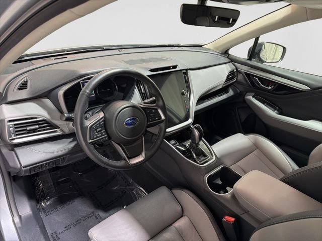 Used 2025 Subaru Outback Limited XT AWD/4WD image 16