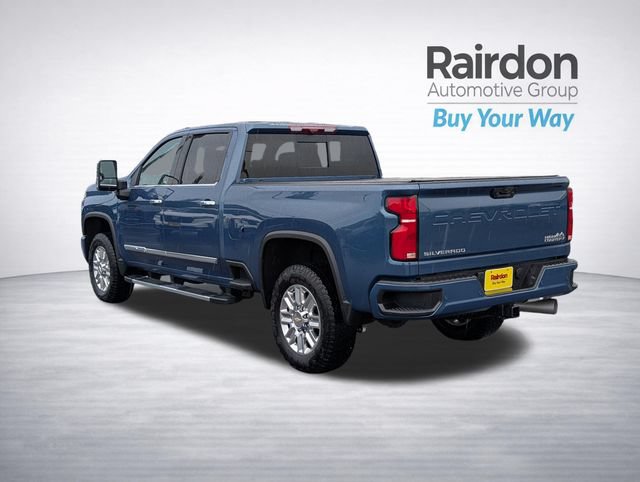 Used 2024 Chevrolet Silverado 3500 High Country w/ High Country Premium Package AWD/4WD image 5