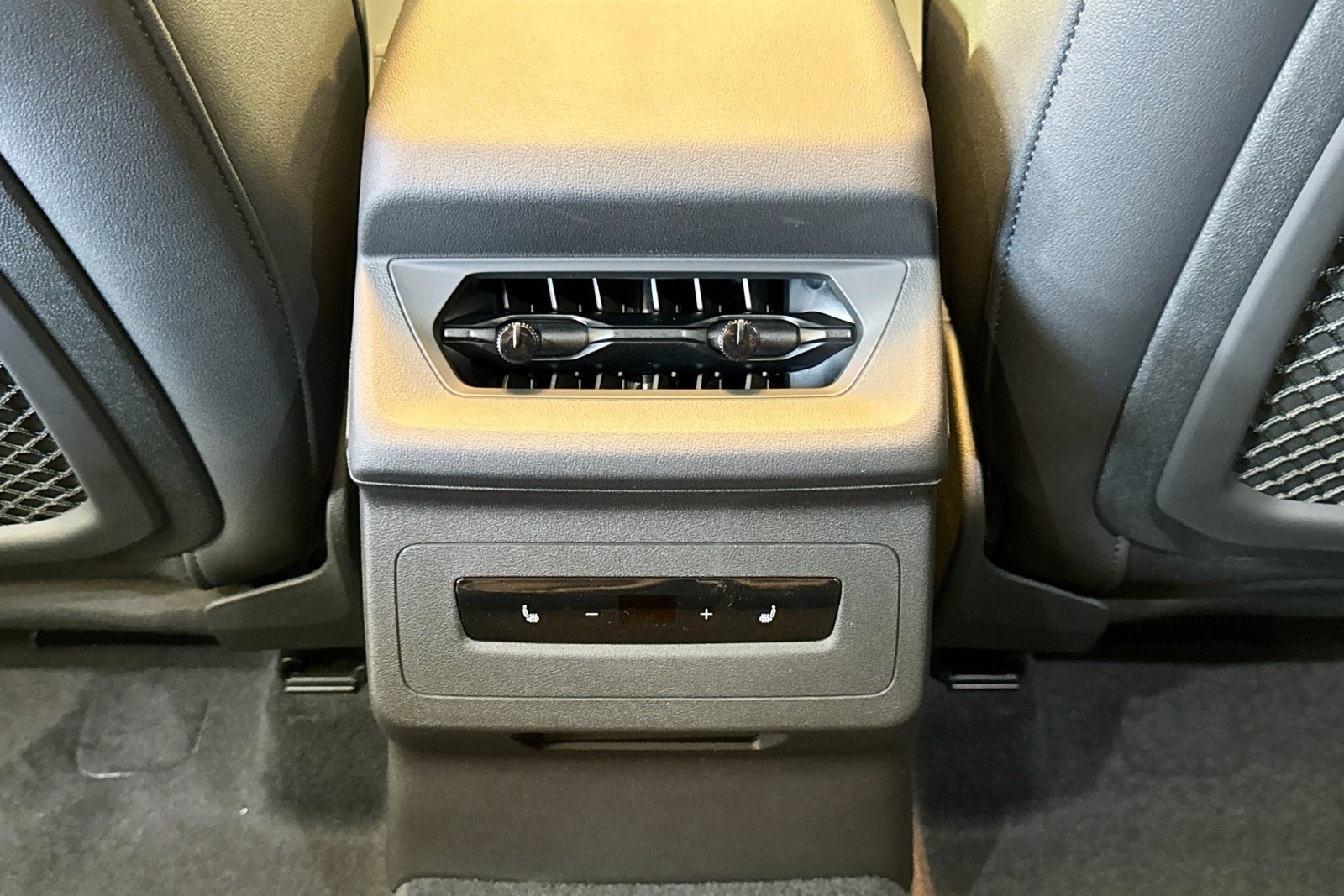 New 2027 Audi Q6 e-tron Premium AWD/4WD image 21