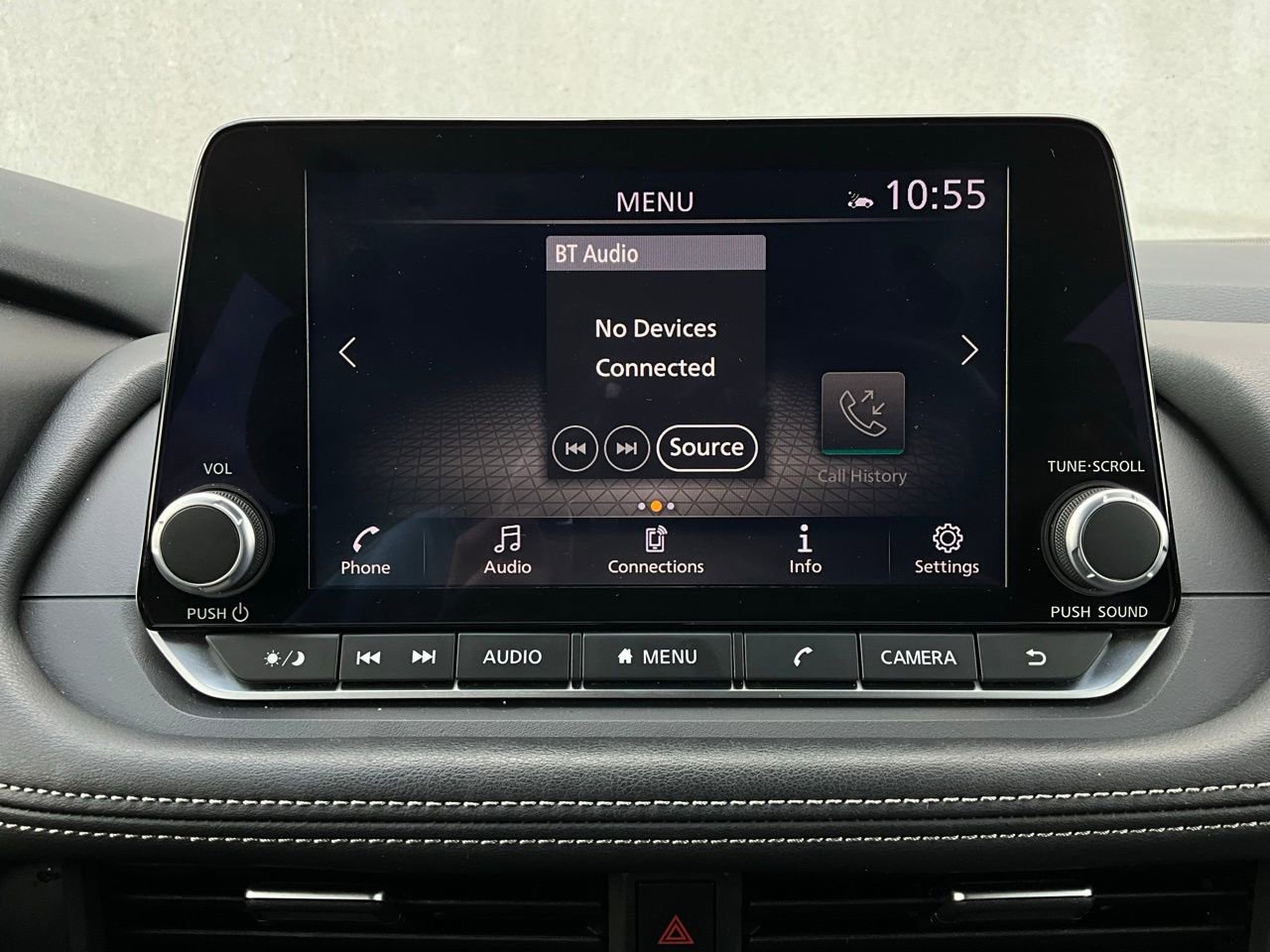 Used 2025 Nissan Rogue SV image 29