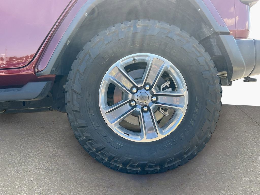 Used 2022 Jeep Wrangler Unlimited Sahara w/ Cold Weather Group AWD/4WD image 29