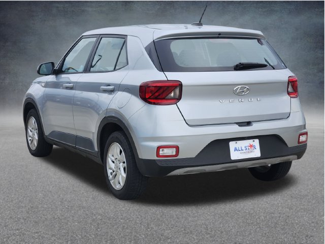 Used 2023 Hyundai Venue SE w/ Cargo Package FWD image 9
