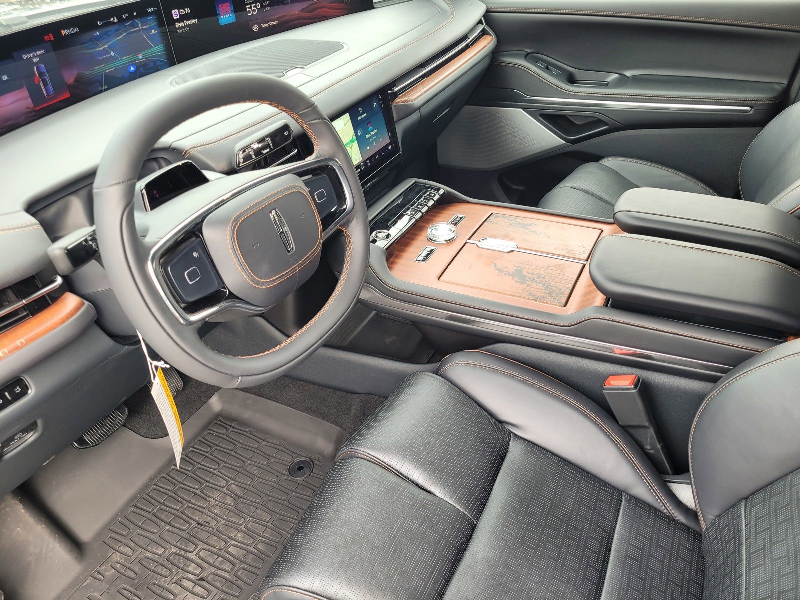 New 2025 Lincoln Navigator Black Label image 11