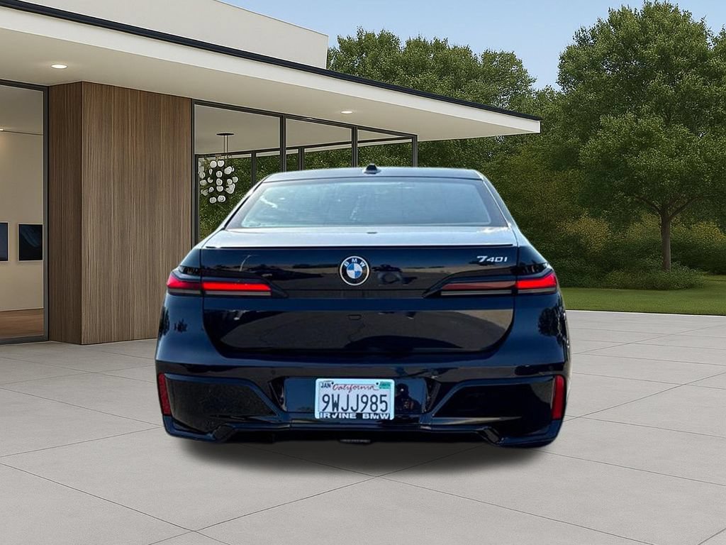 Used 2026 BMW 740i RWD image 9
