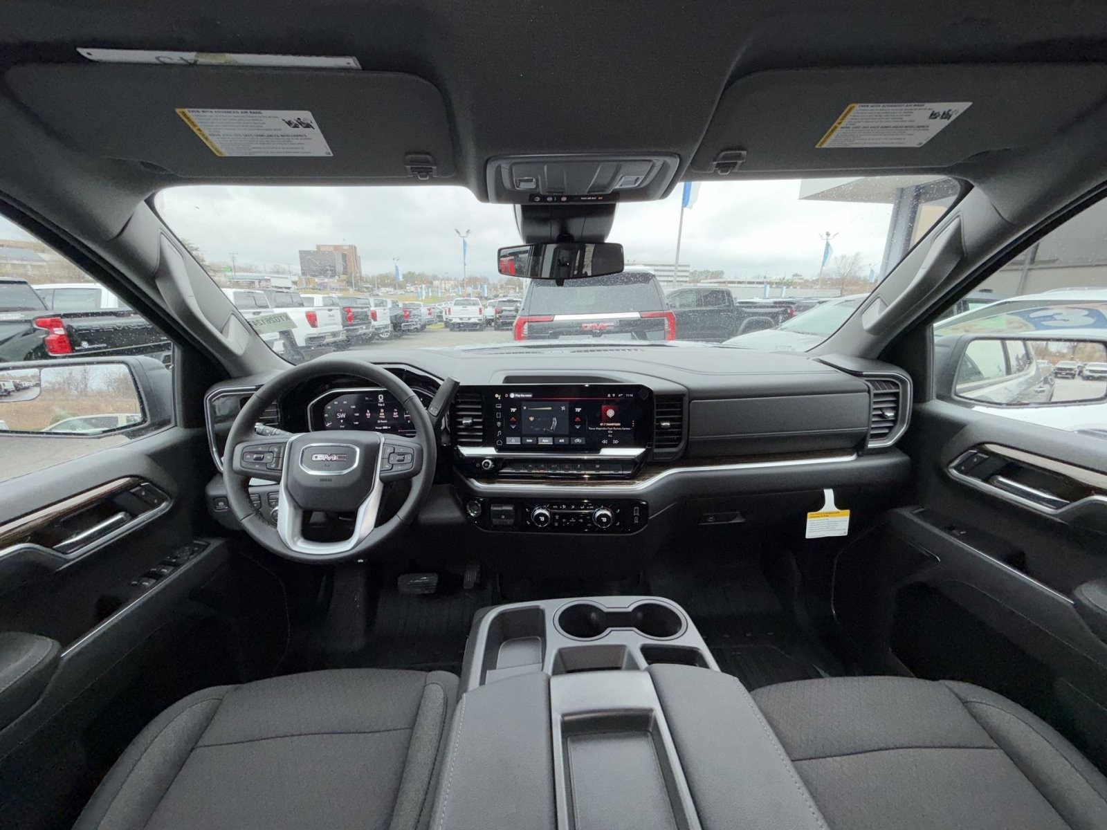 New 2026 GMC Sierra 1500 Elevation w/ Elevation Select Package AWD/4WD image 23