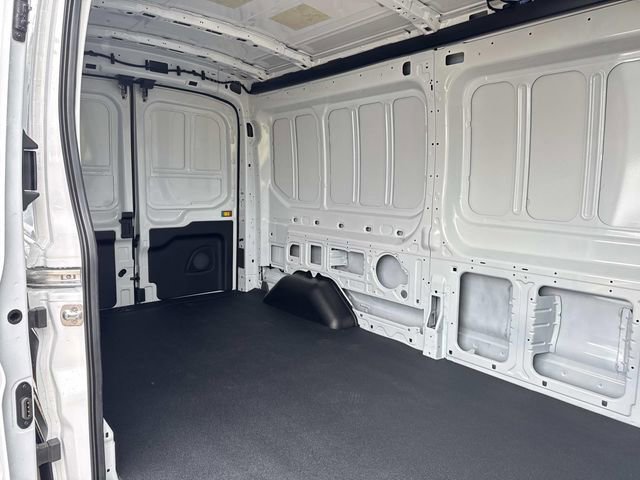 New 2026 Ford Transit 250 148 Medium Roof RWD image 14