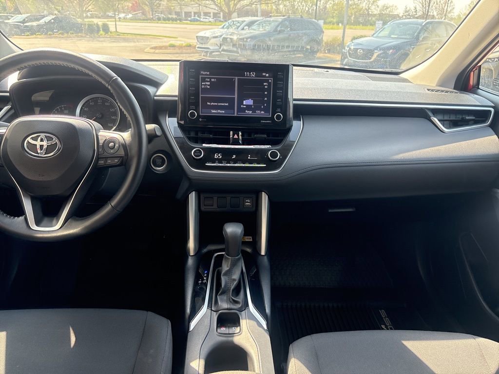 Used 2022 Toyota Corolla Cross LE FWD image 25