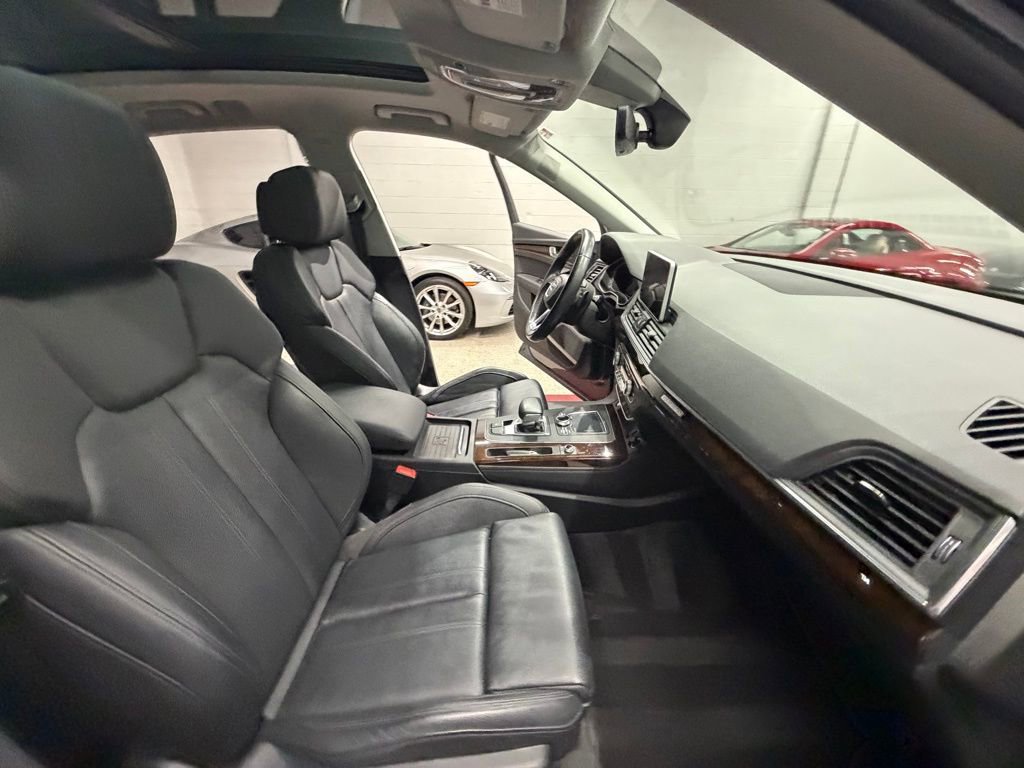 Used 2019 Audi Q5 3.0T Premium Plus w/ Premium Plus Package AWD/4WD image 38