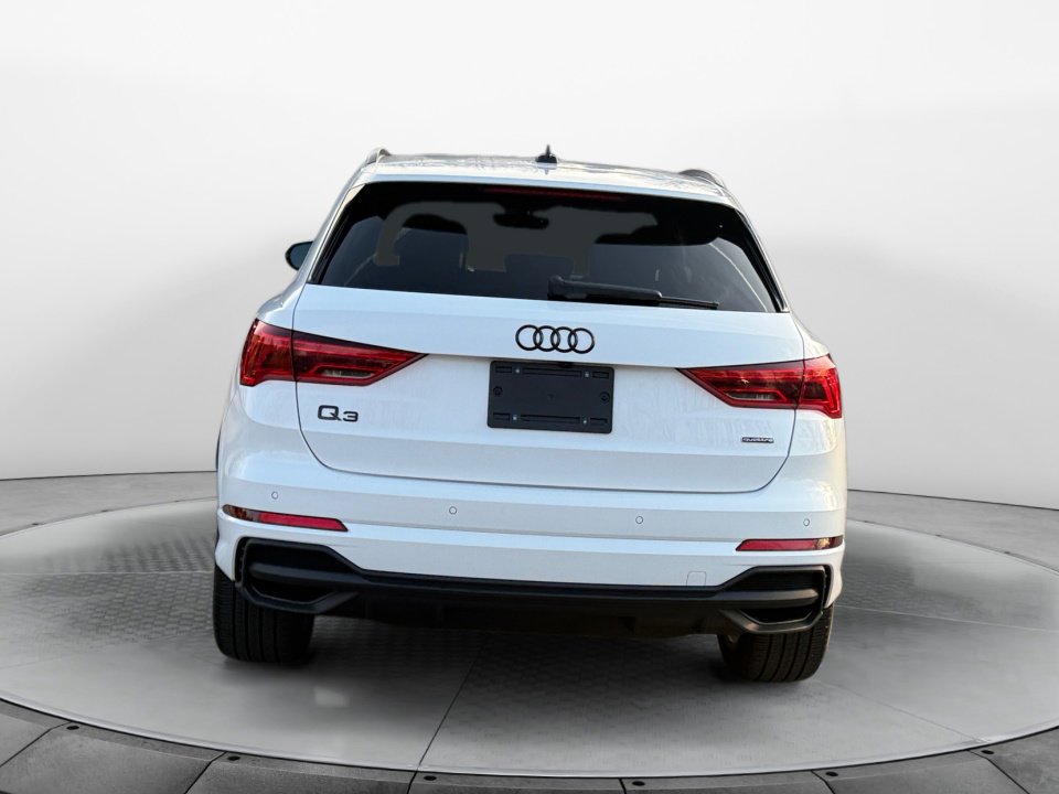 Certified 2024 Audi Q3 2.0T Premium Plus w/ Premium Plus Package image 6