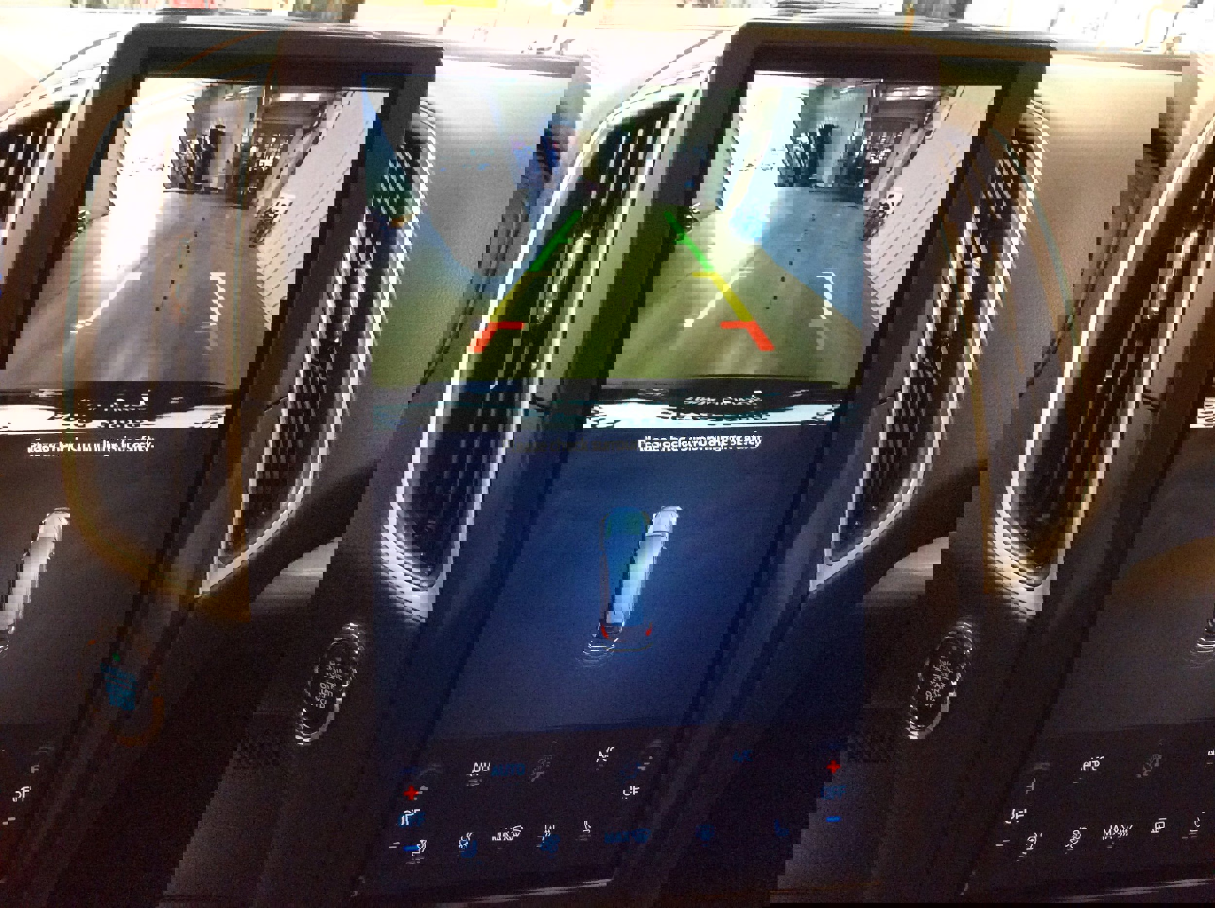 Used 2024 Ford Edge SEL w/ Convenience Package image 29