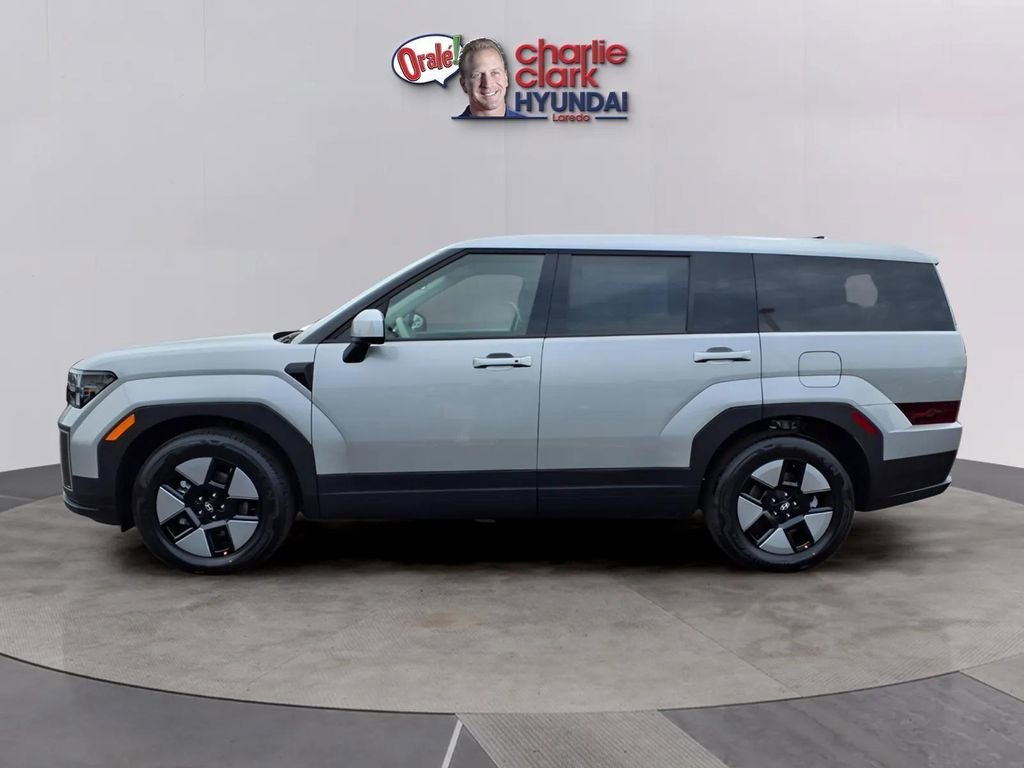 New 2026 Hyundai Santa Fe SE image 2