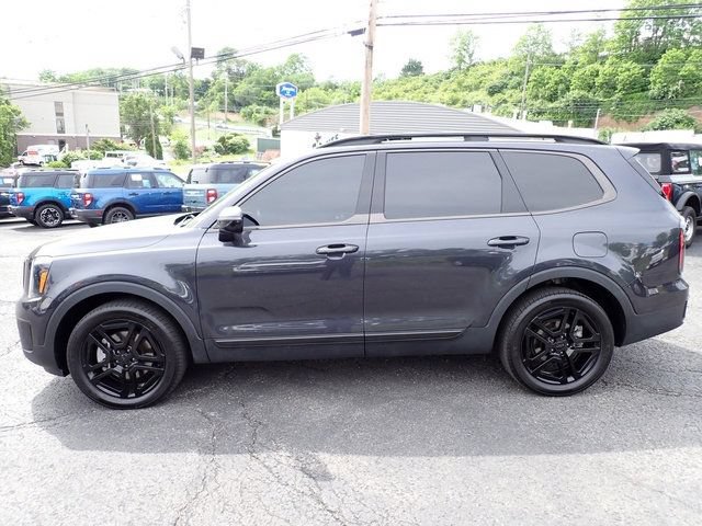Used 2025 Kia Telluride SX Prestige X-Line AWD/4WD image 2