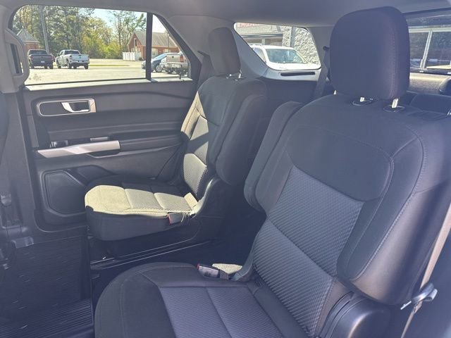 Used 2024 Ford Explorer XLT image 20