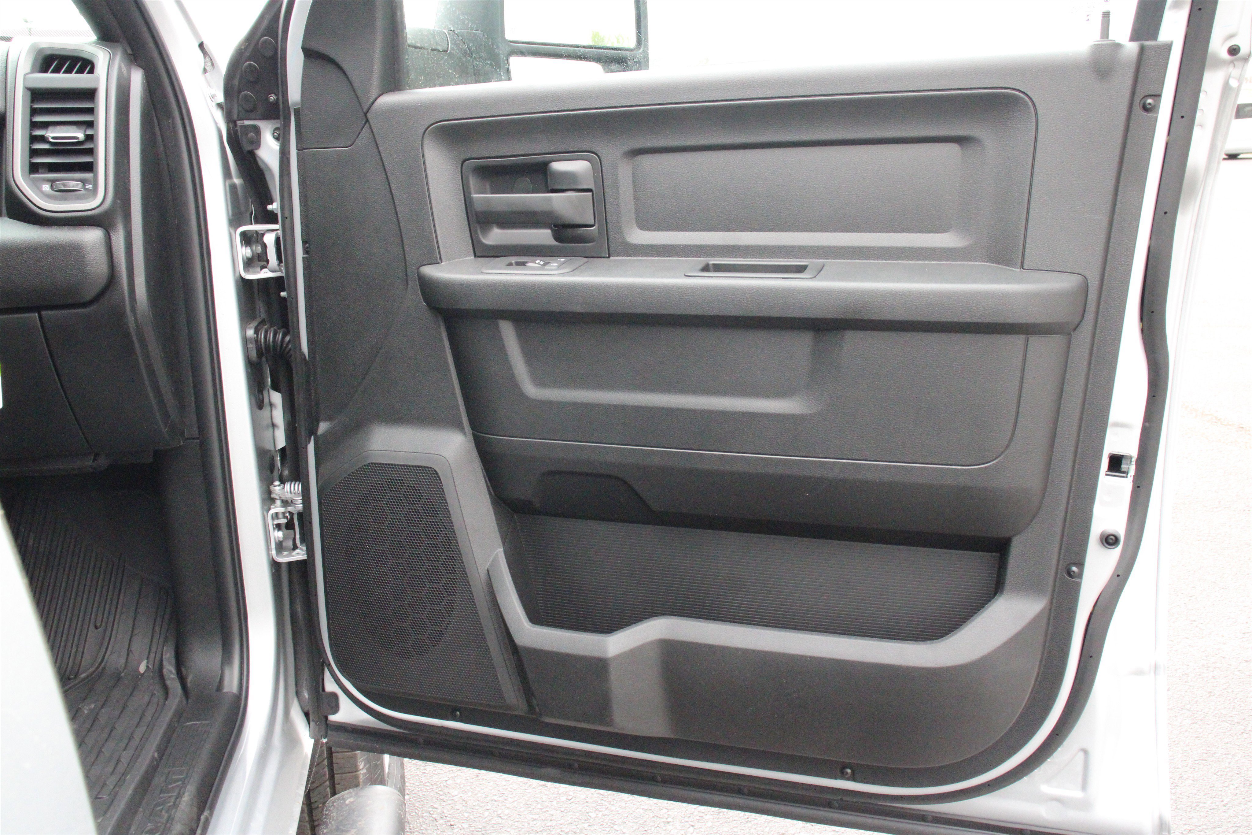 New 2026 RAM 2500 Tradesman image 30