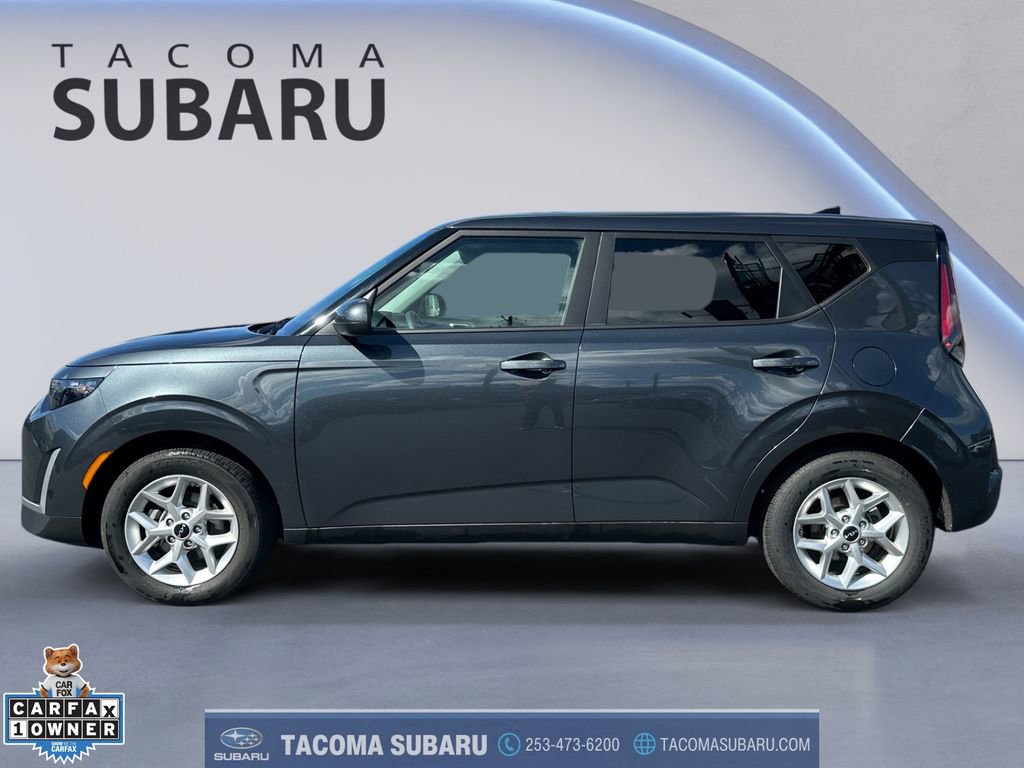Used 2025 Kia Soul LX w/ LX Technology Package FWD image 2