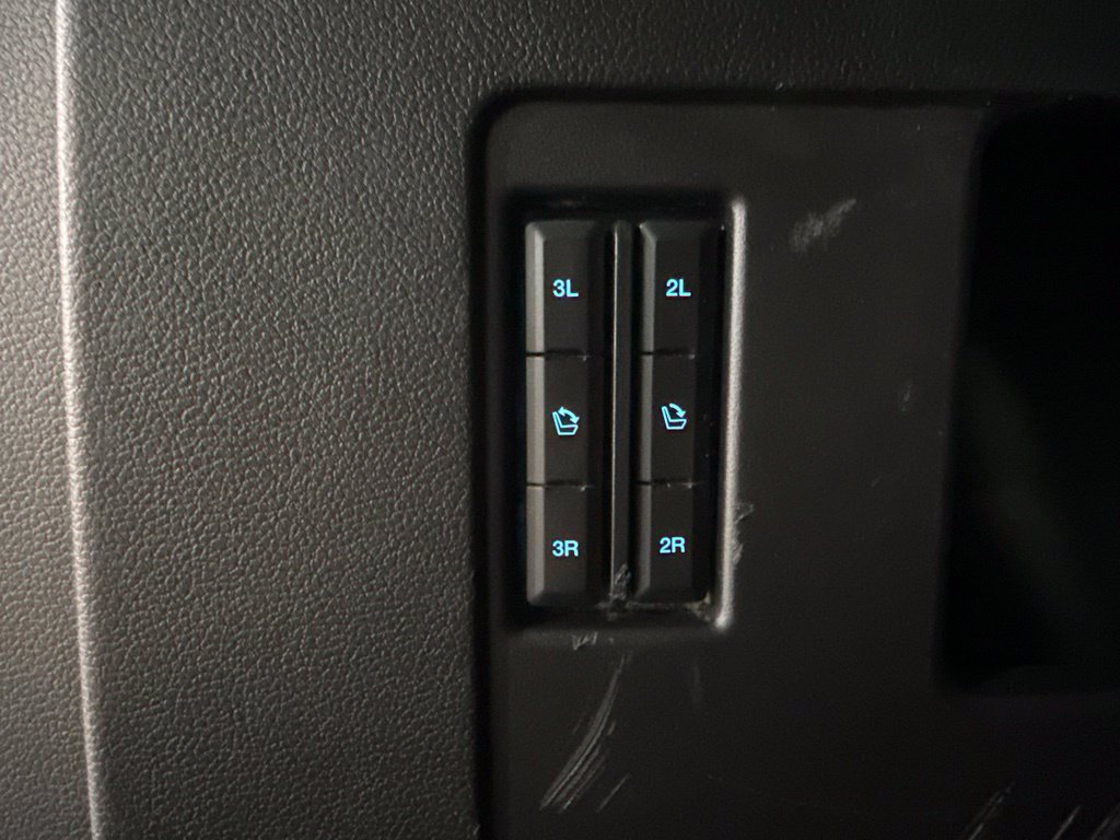 Used 2019 Ford Expedition Limited w/ Driver Assistance Package AWD/4WD image 46