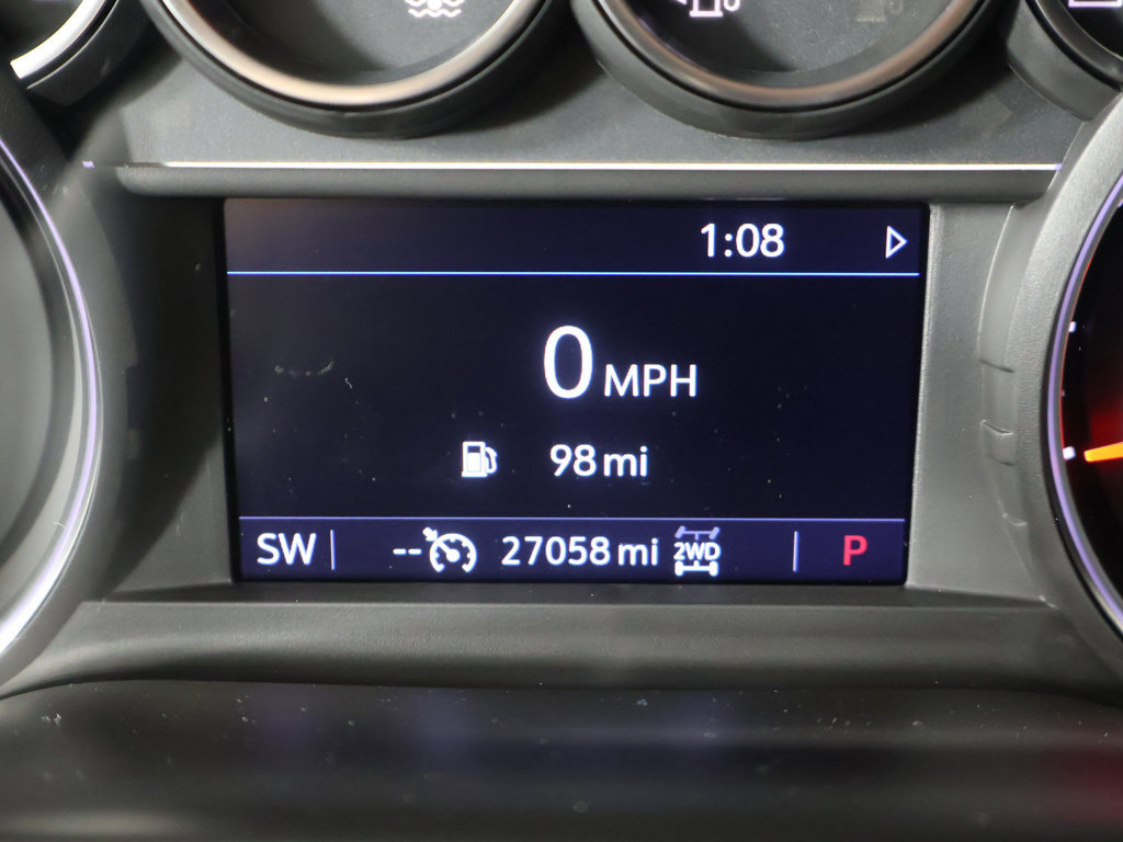 Used 2020 Chevrolet Silverado 1500 RST AWD/4WD image 38