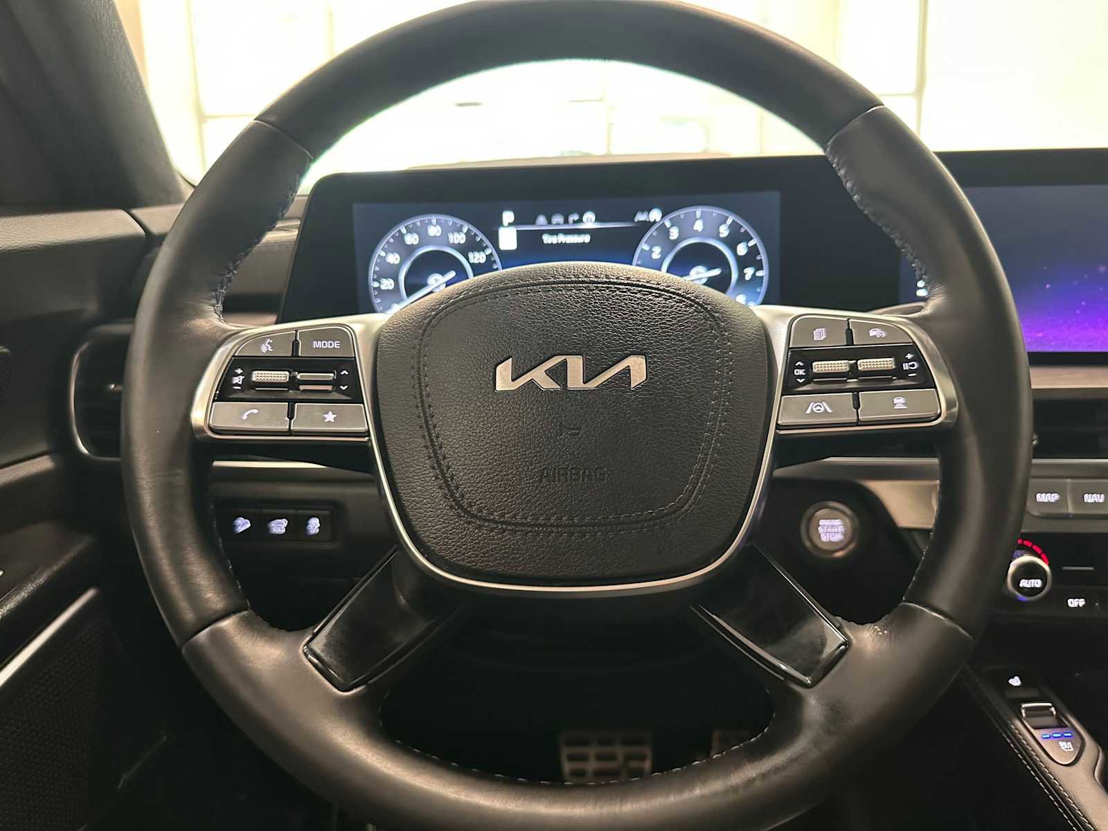 Used 2024 Kia Telluride SX Prestige X-Line AWD/4WD image 11