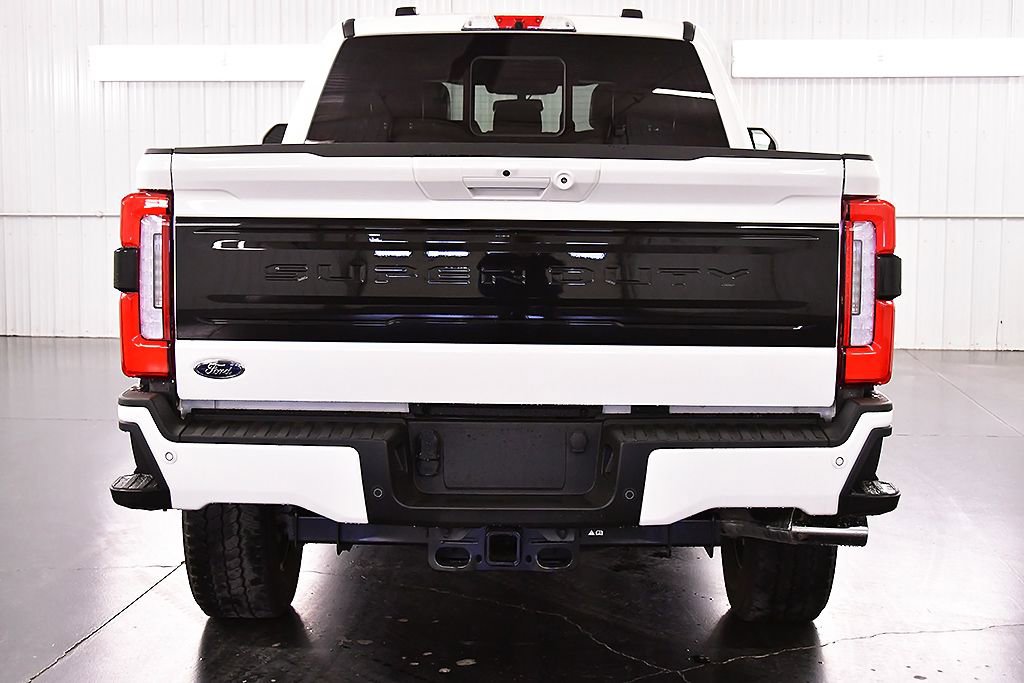 Used 2025 Ford F250 Platinum w/ FX4 Off-Road Package image 6