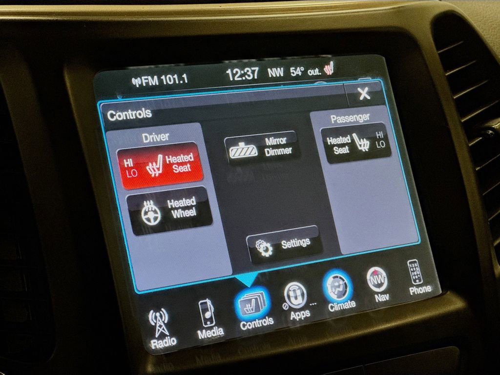 Used 2018 Jeep Cherokee Limited image 24