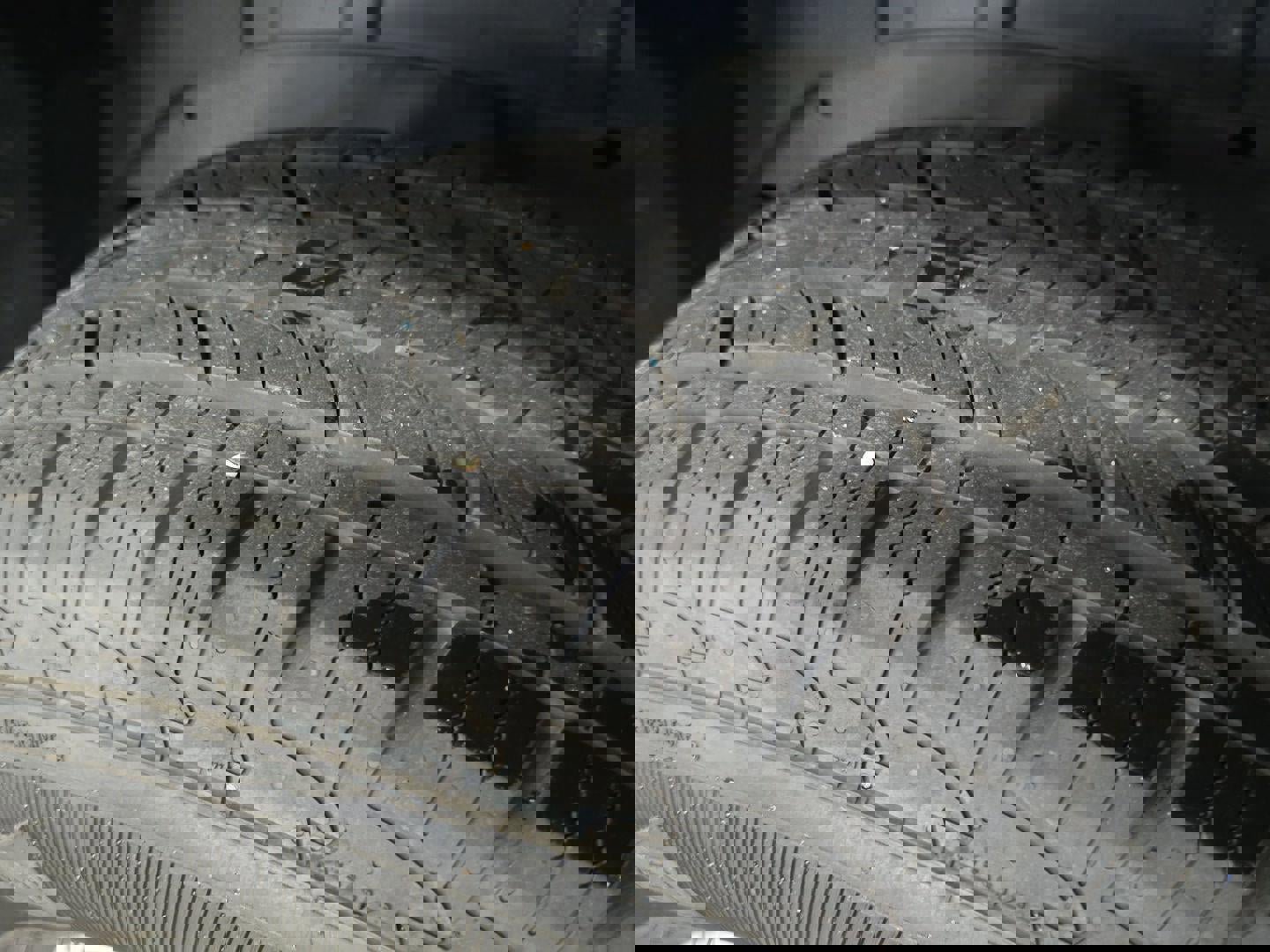 Used 2023 Nissan Titan SV w/ SV Convenience Package image 18