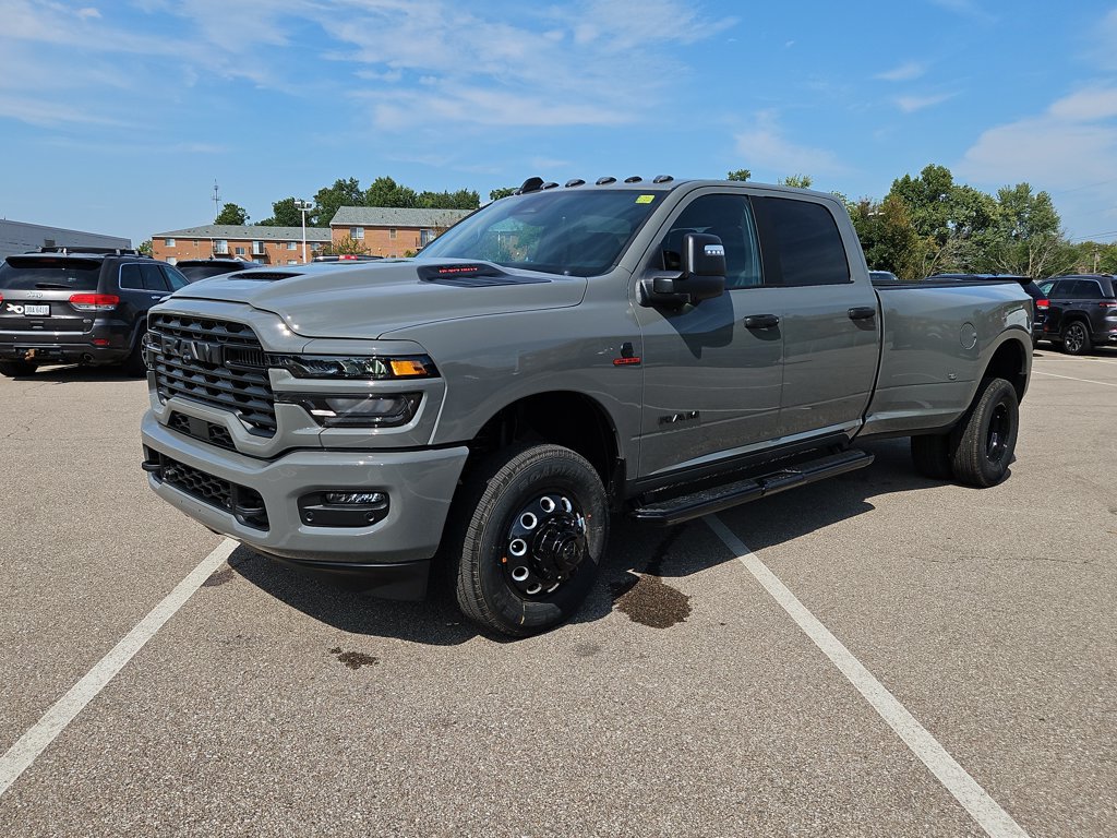 New 2027 RAM 3500 Big Horn AWD/4WD image 2