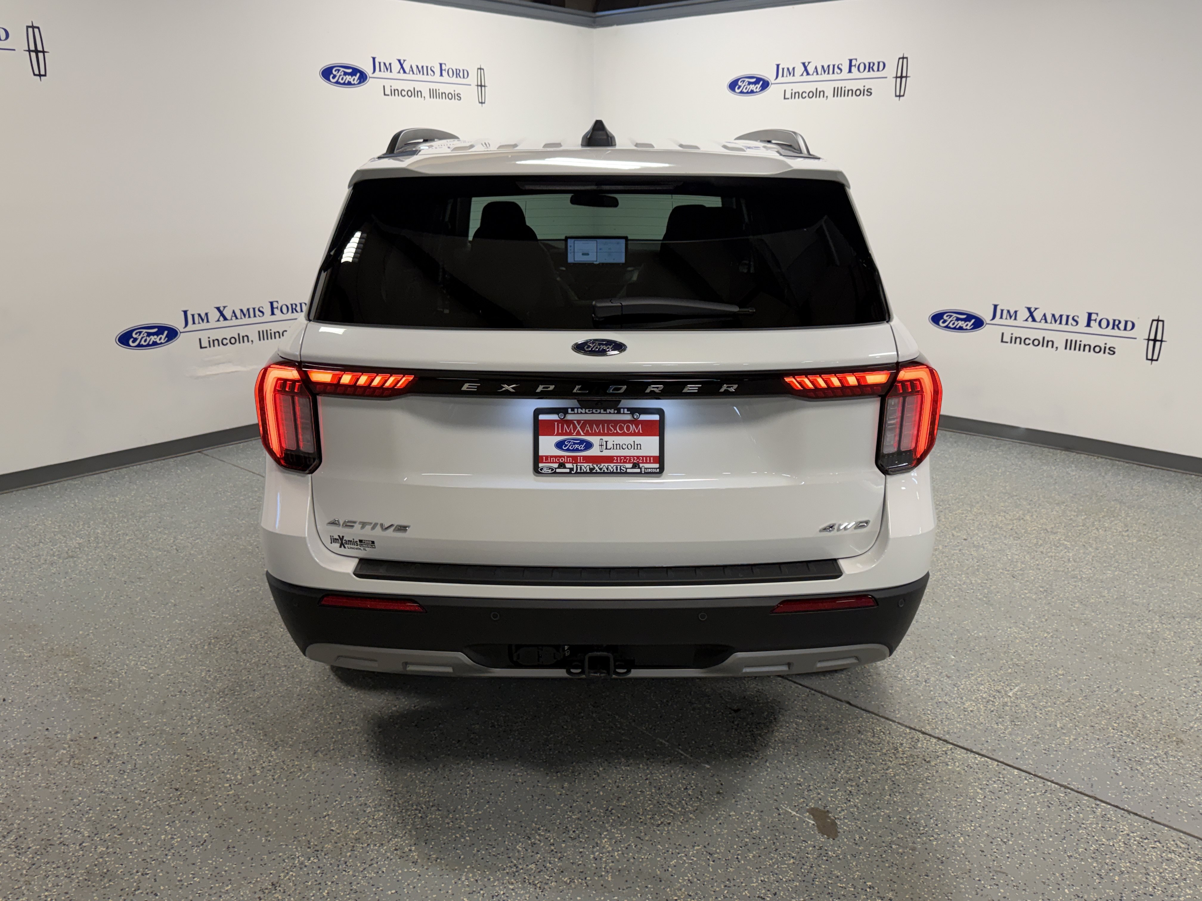 New 2026 Ford Explorer Active w/ Active Comfort Package AWD/4WD image 32