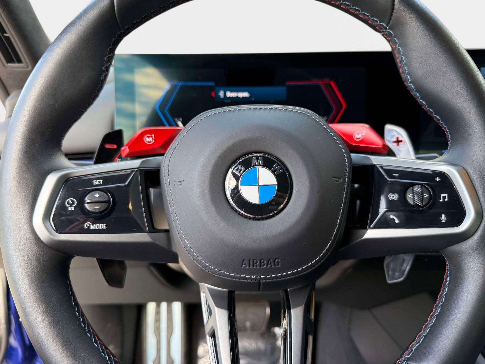 Used 2025 BMW M5 w/ Carbon Package image 49