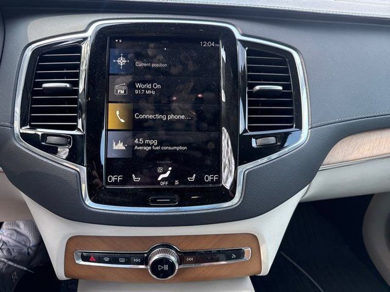 Used 2020 Volvo XC90 T6 Inscription w/ Protection Package image 7