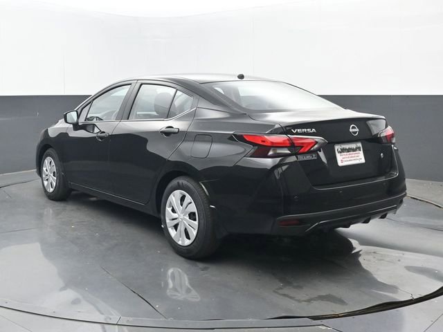 Used 2025 Nissan Versa S w/ Trunk Package FWD image 3
